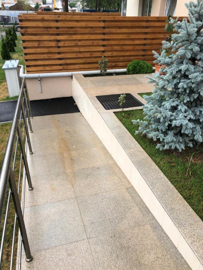 Luxury Westpark 2-Room Apartment Lakeview W5 Бухарест Экстерьер фото